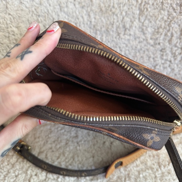 Vintage Louis Vuitton bag - Picture 5 of 7